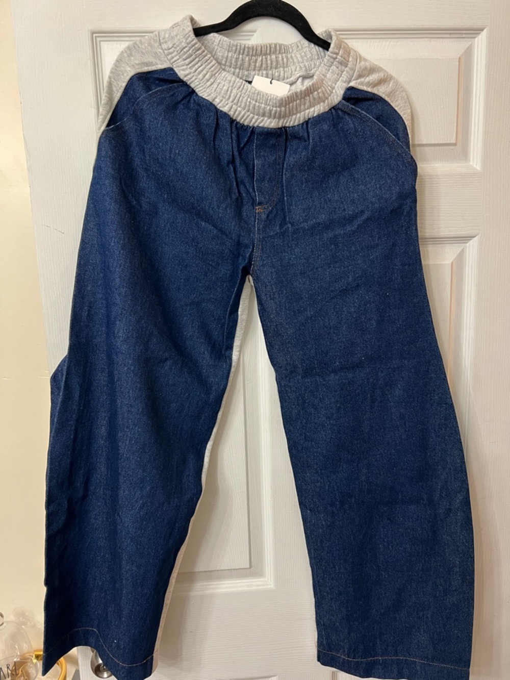 Zara Navy Denim Cropped Jeans with Light Gray Elastic Waistband